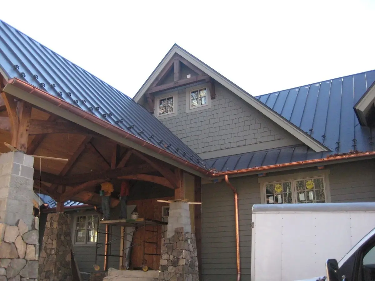 Craftsman Roofing team delivering quality roofing work in San Mateo